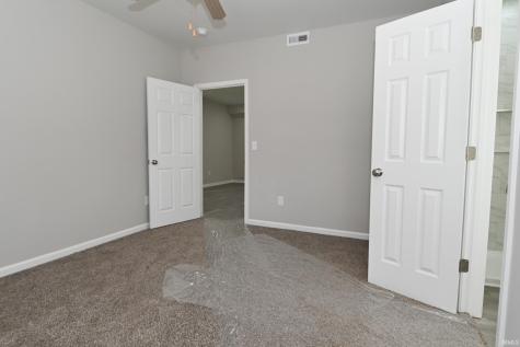 805 S 17th Street Elwood IN 46036