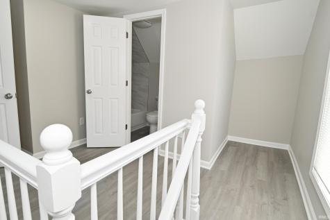 805 S 17th Street Elwood IN 46036