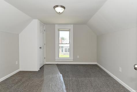 805 S 17th Street Elwood IN 46036