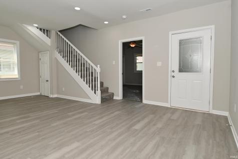 805 S 17th Street Elwood IN 46036