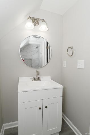 805 S 17th Street Elwood IN 46036