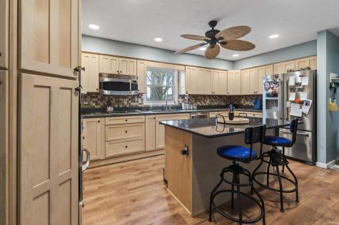 5008 E Shady Point Drive Monticello IN 47960