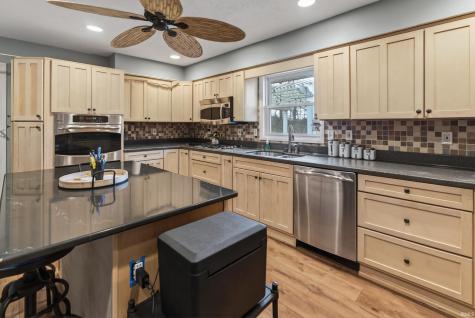 5008 E Shady Point Drive Monticello IN 47960