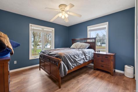 5008 E Shady Point Drive Monticello IN 47960