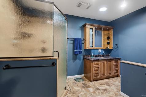 5008 E Shady Point Drive Monticello IN 47960