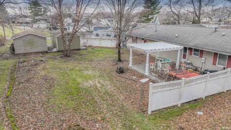 5008 E Shady Point Drive Monticello IN 47960