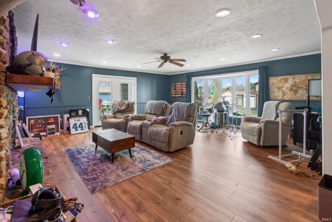5008 E Shady Point Drive Monticello IN 47960