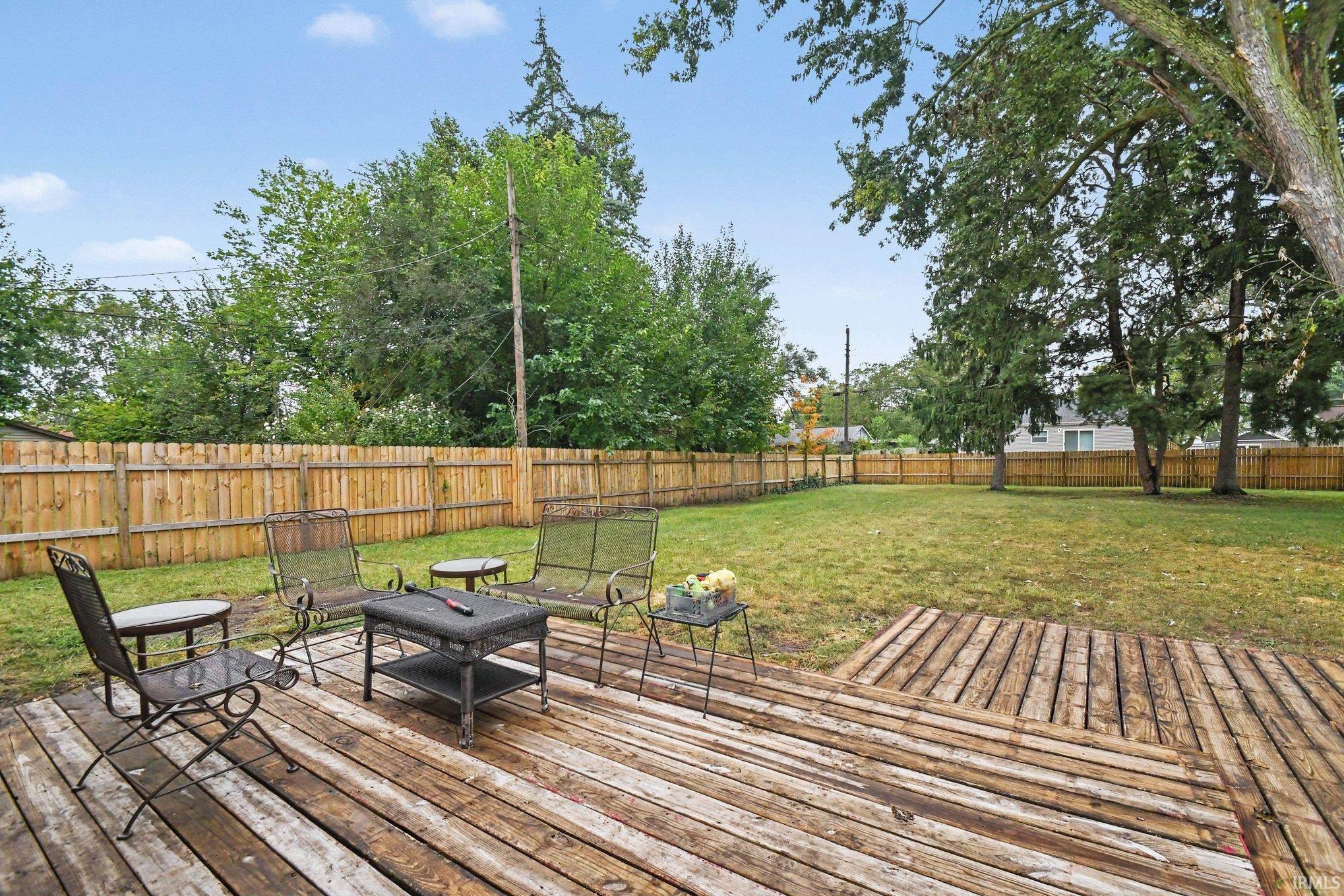 717 Whitehall Drive South Bend IN 46615