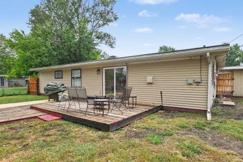 717 Whitehall Drive South Bend IN 46615