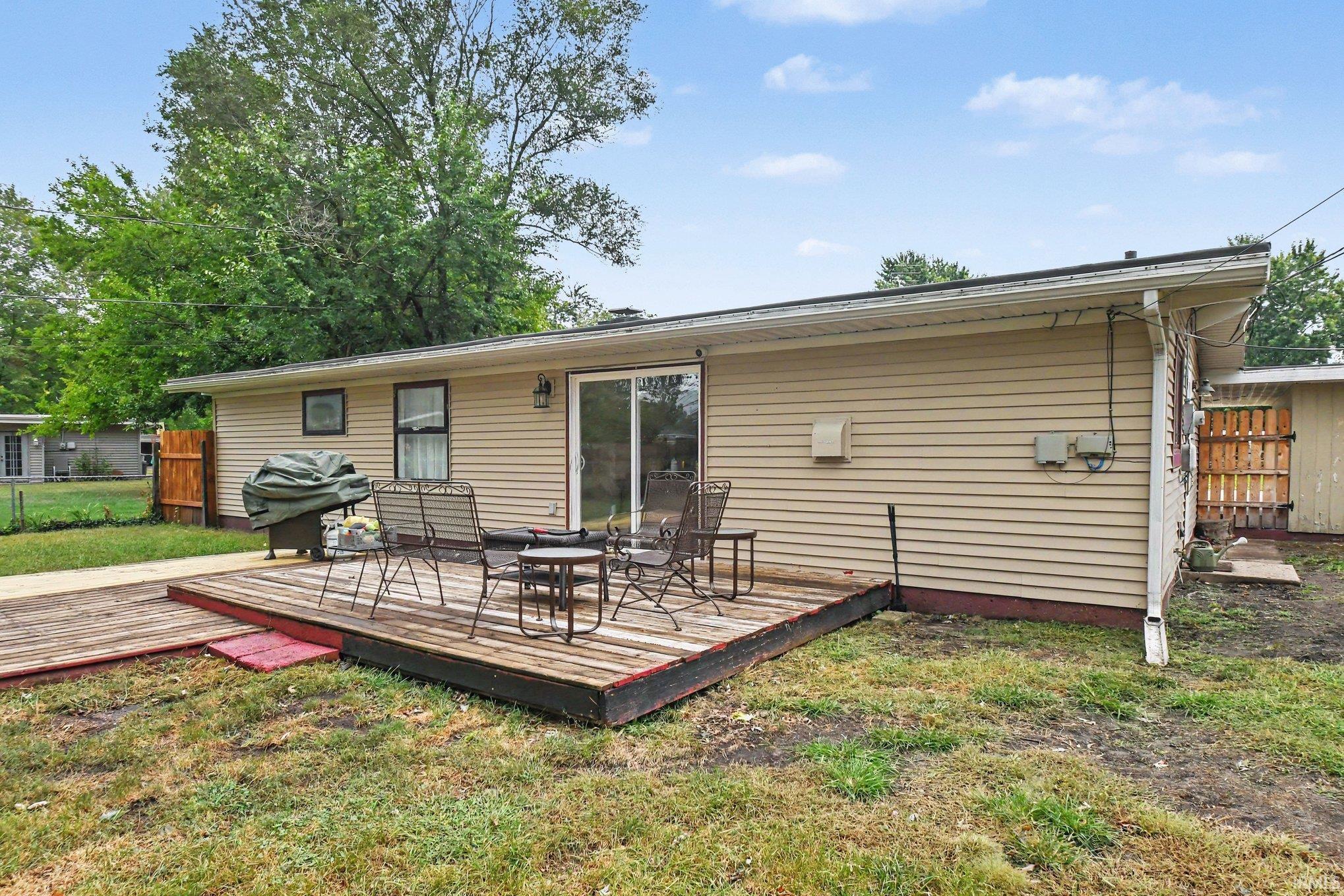 717 Whitehall Drive South Bend IN 46615