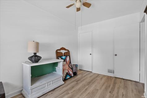 392 Fairmount Road Kingsford Heights IN 46346