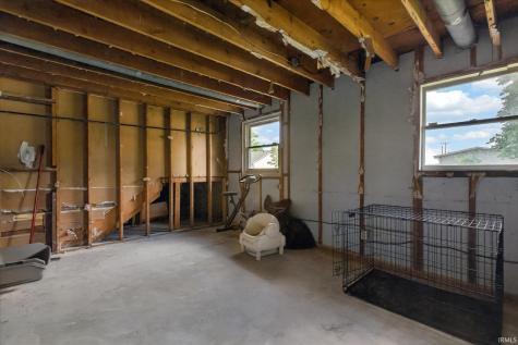 392 Fairmount Road Kingsford Heights IN 46346