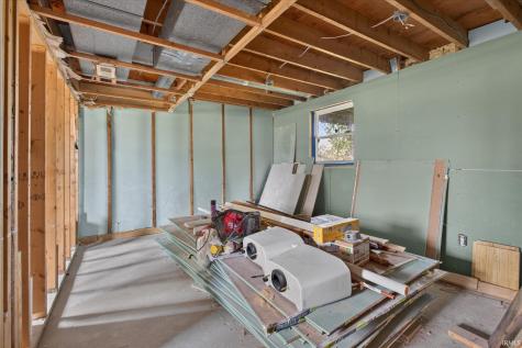 392 Fairmount Road Kingsford Heights IN 46346