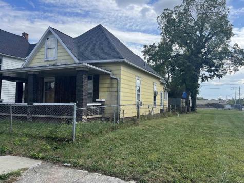 925 W Powers Street Muncie IN 47303