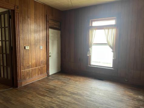 925 W Powers Street Muncie IN 47303