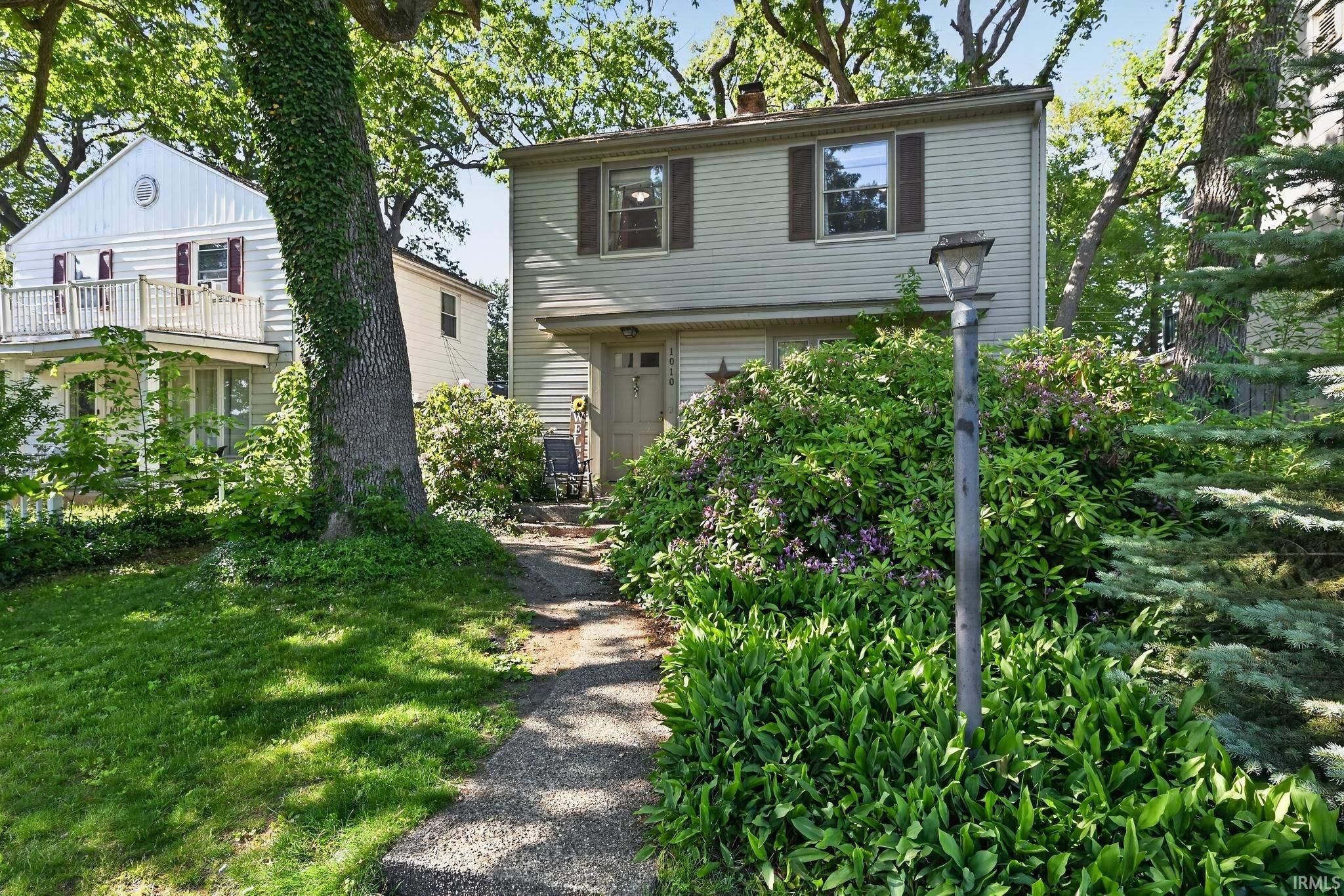 1010 W Lawrence Street Mishawaka IN 46545