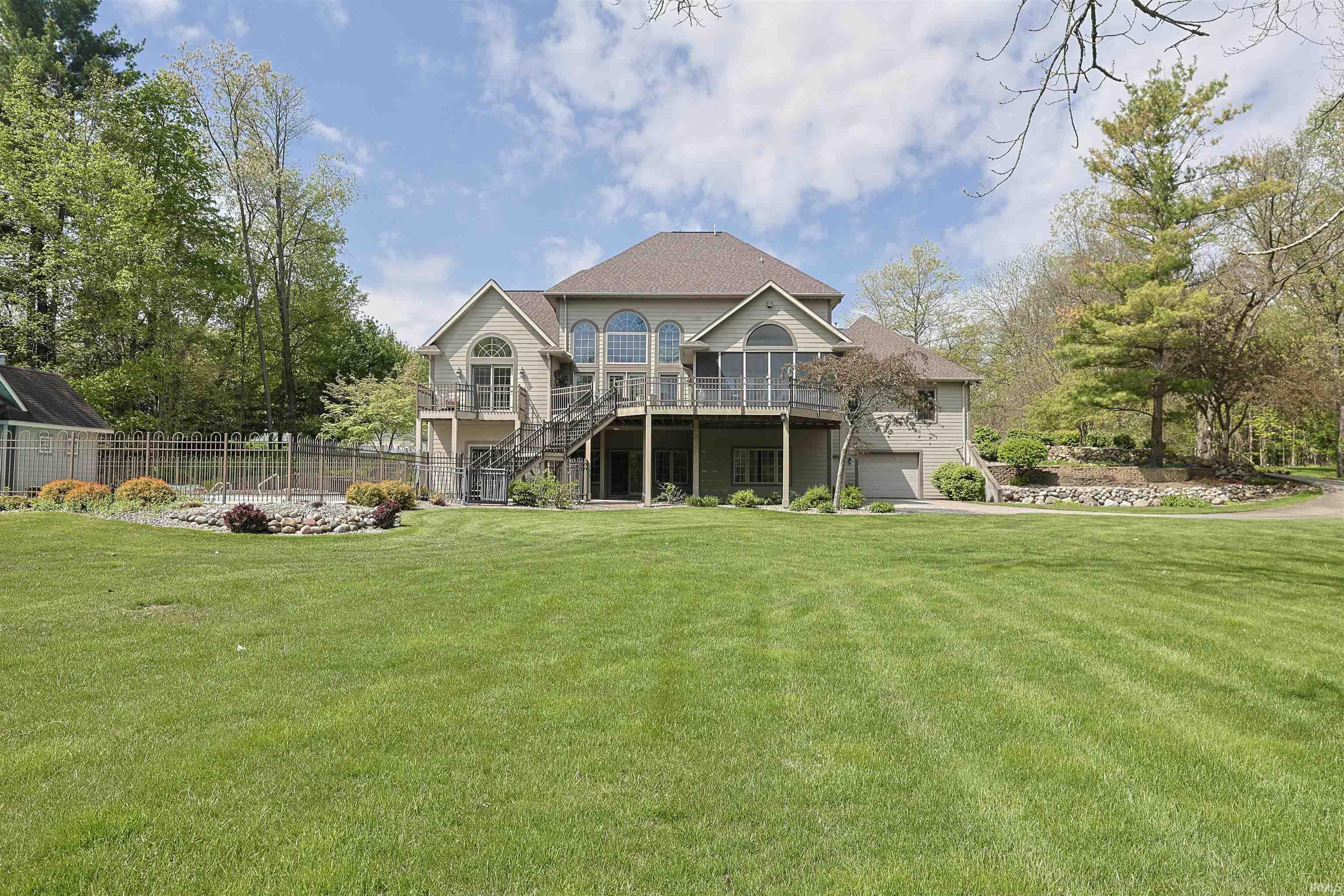51234 Stratford Drive Elkhart IN 46514