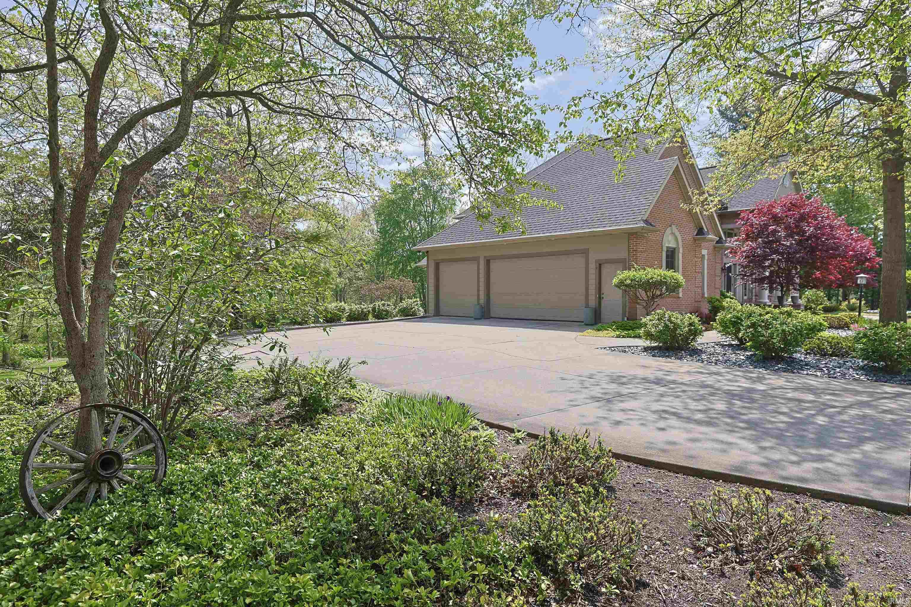 51234 Stratford Drive Elkhart IN 46514