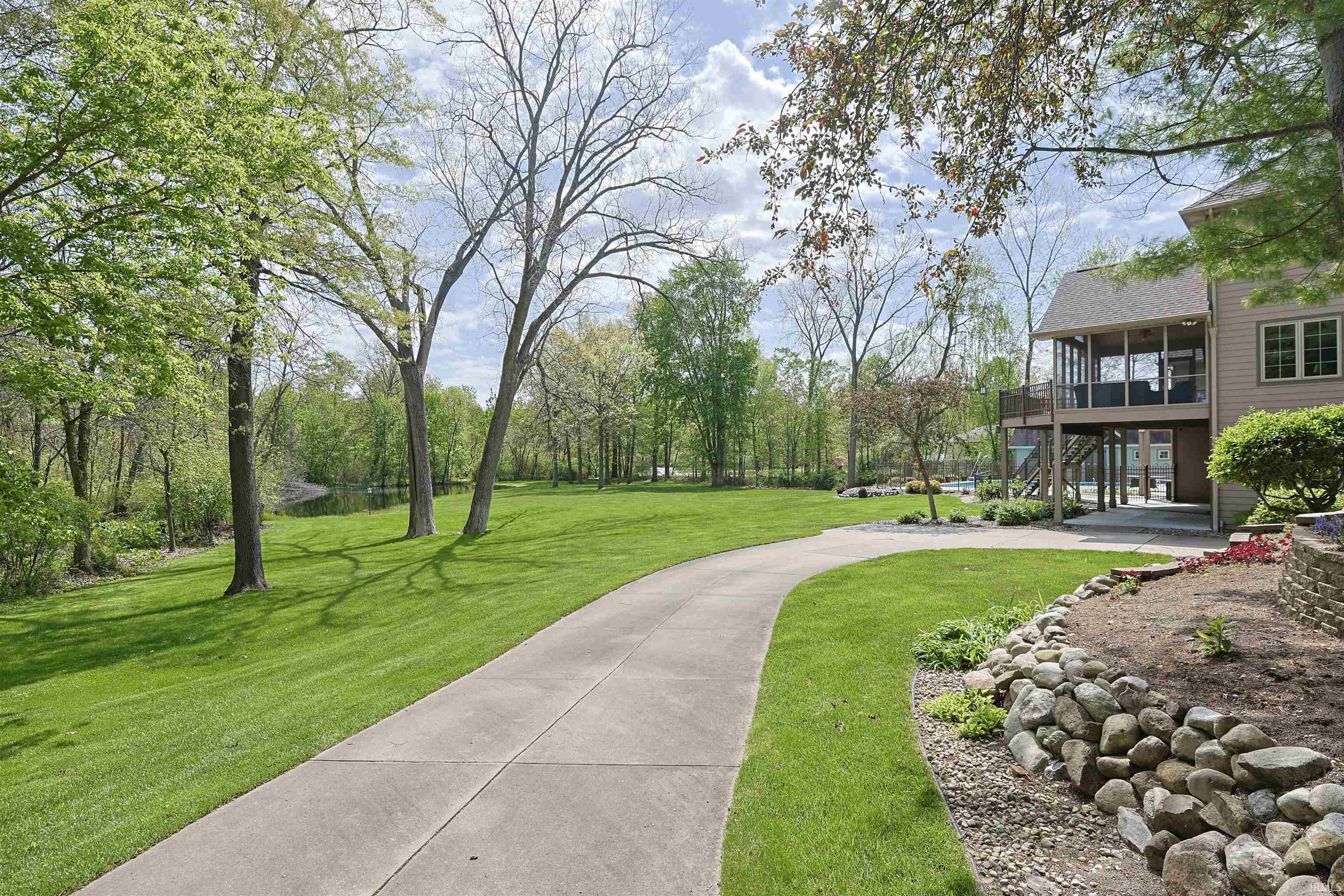 51234 Stratford Drive Elkhart IN 46514
