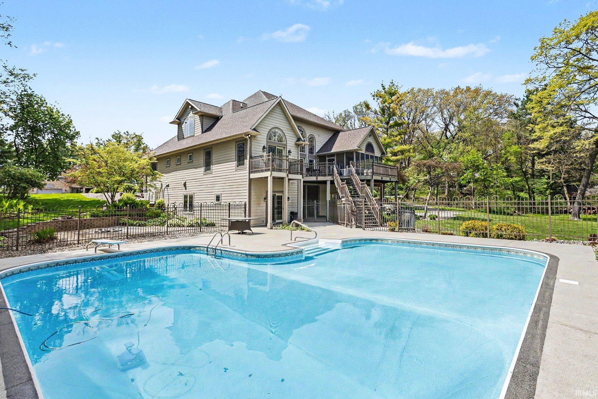 51234 Stratford Drive Elkhart IN 46514