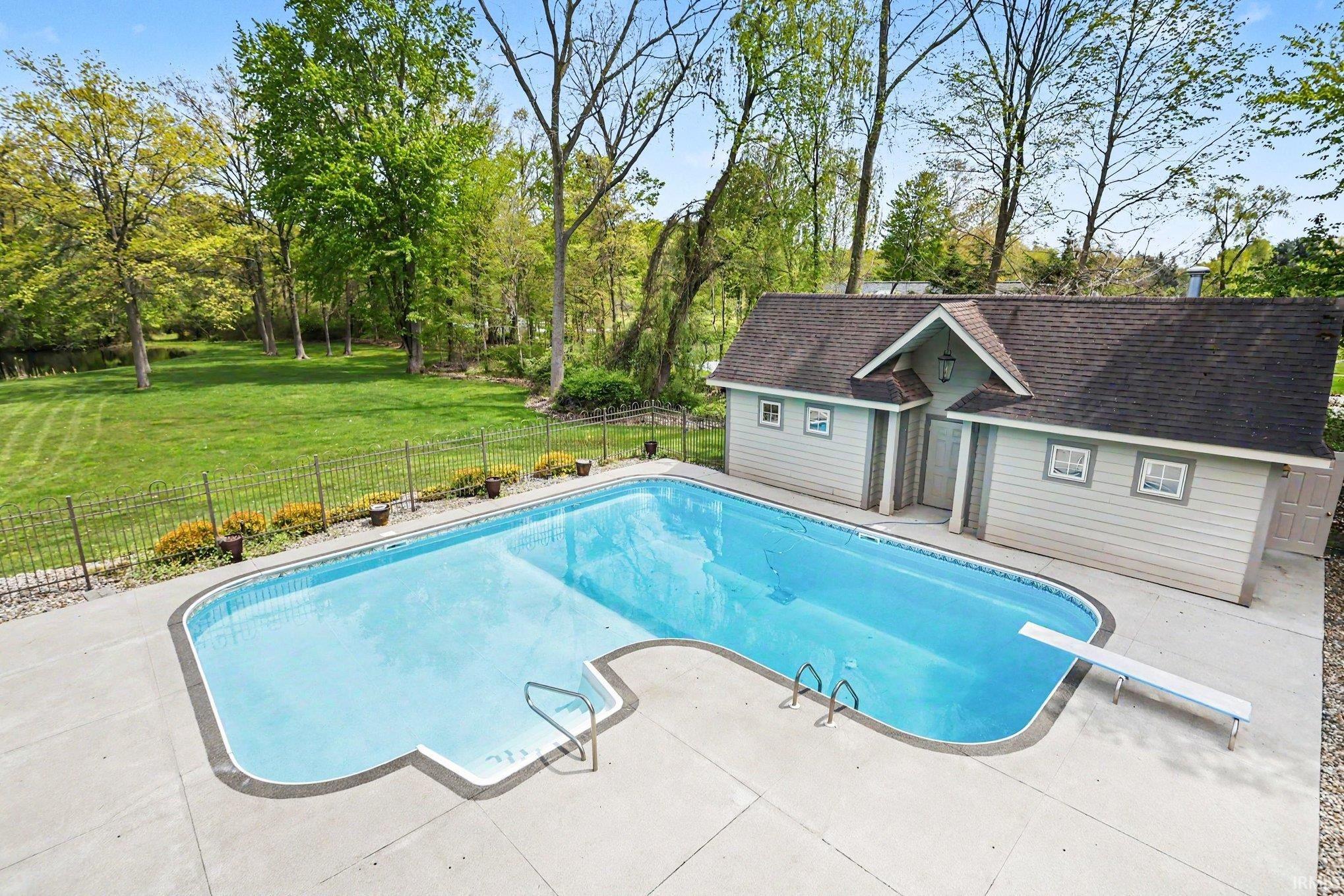 51234 Stratford Drive Elkhart IN 46514