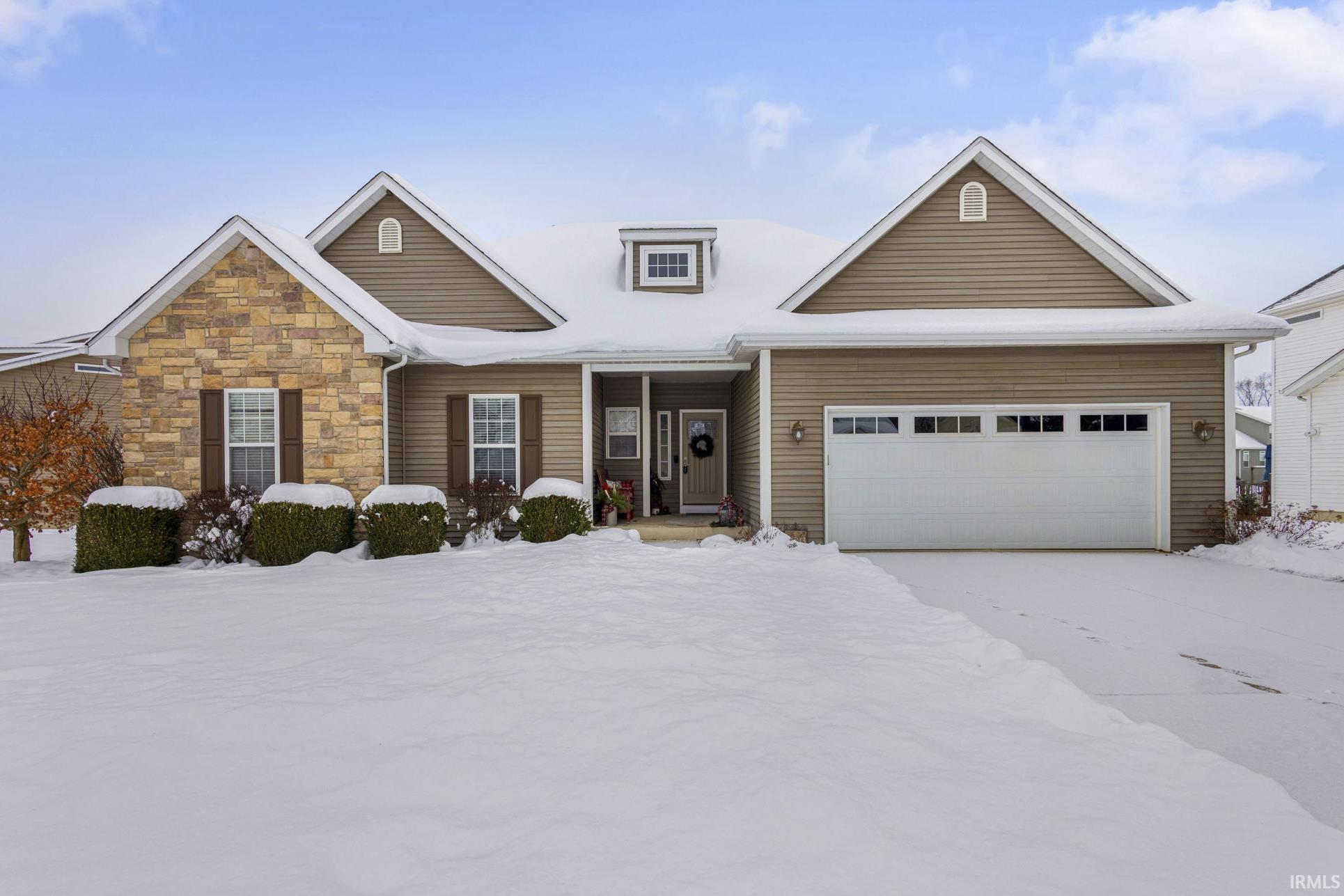 Osceola IN, 54843 Springfield Trace Drive