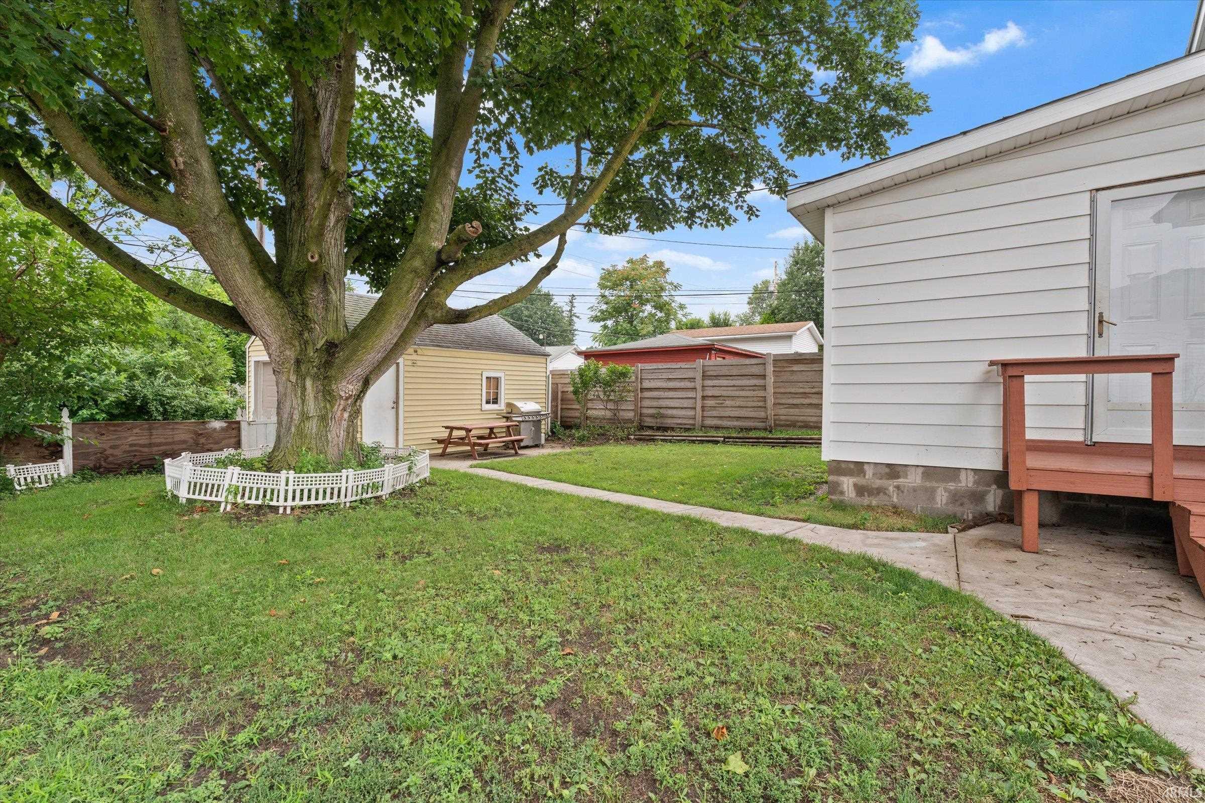 753 S 32nd Street South Bend IN 46615