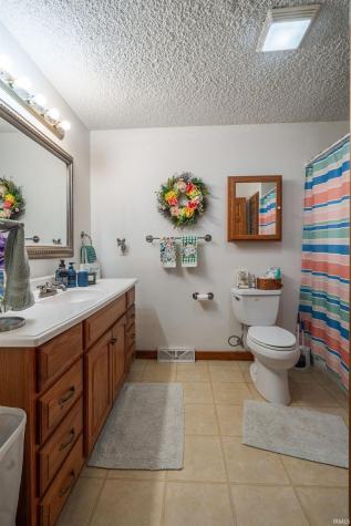 11128 N Quiet Water Road Monticello IN 47960