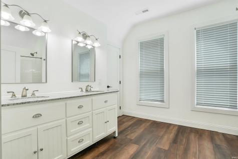 2601 Mesker Park Drive Evansville IN 47720