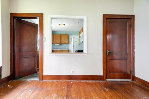 2201 Catalpa Street South Bend IN 46613
