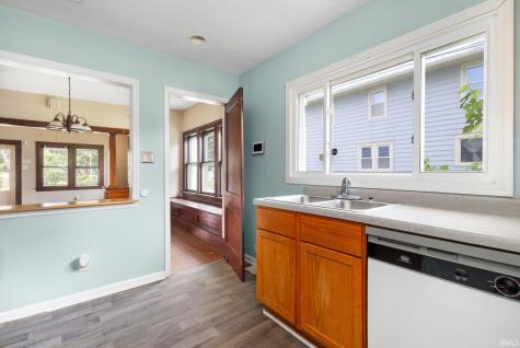 2201 Catalpa Street South Bend IN 46613