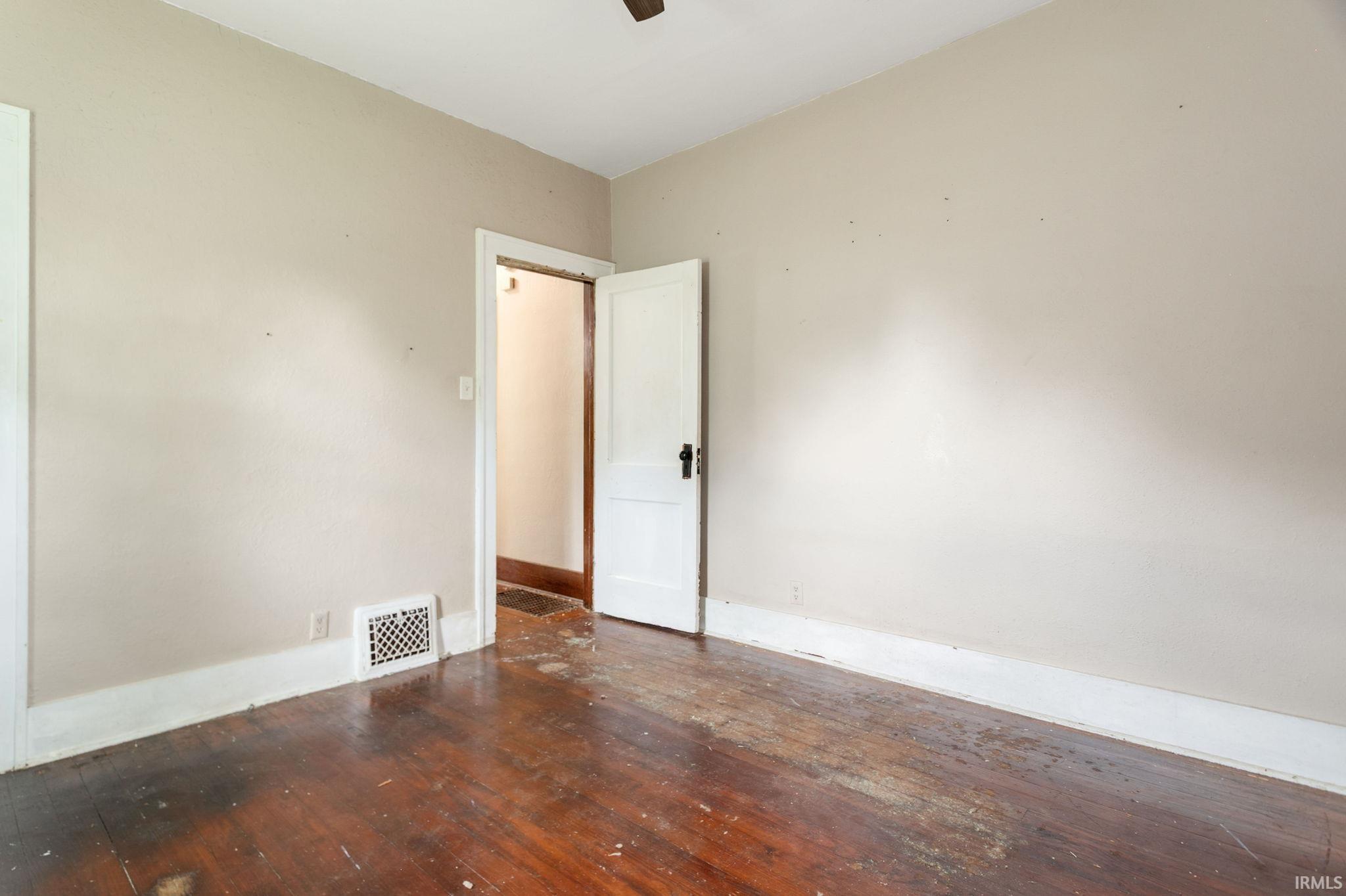 2201 Catalpa Street South Bend IN 46613
