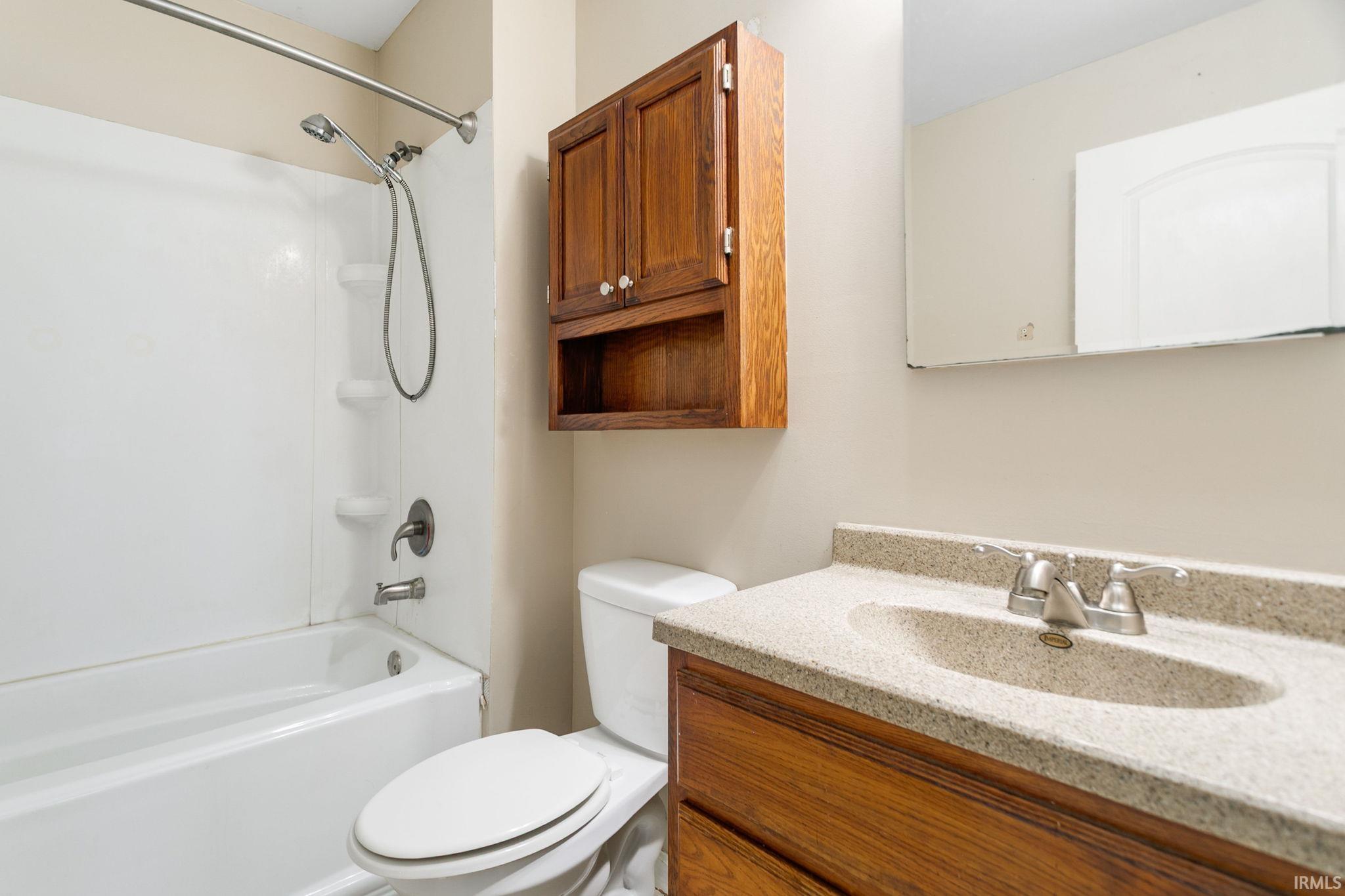 2201 Catalpa Street South Bend IN 46613