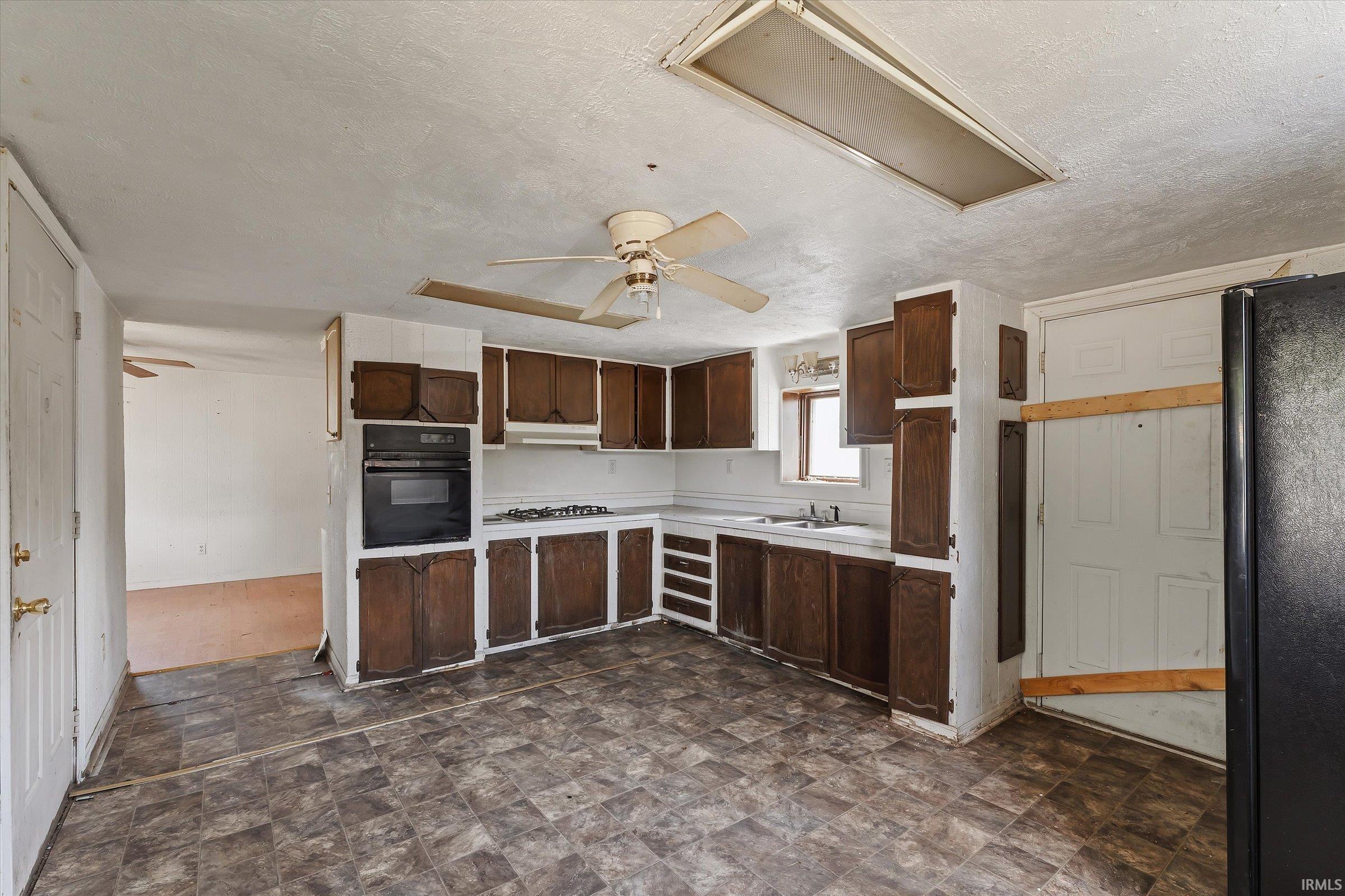 906 River Avenue Goshen IN 46528