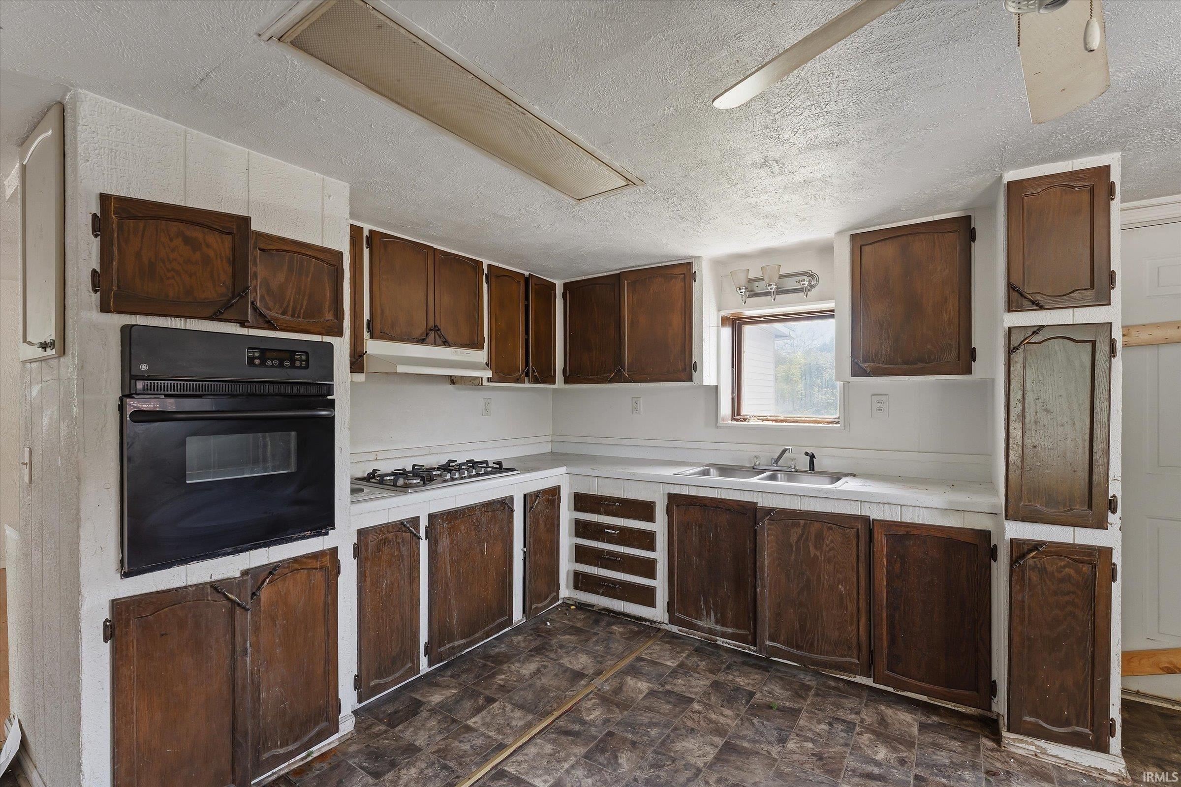 906 River Avenue Goshen IN 46528