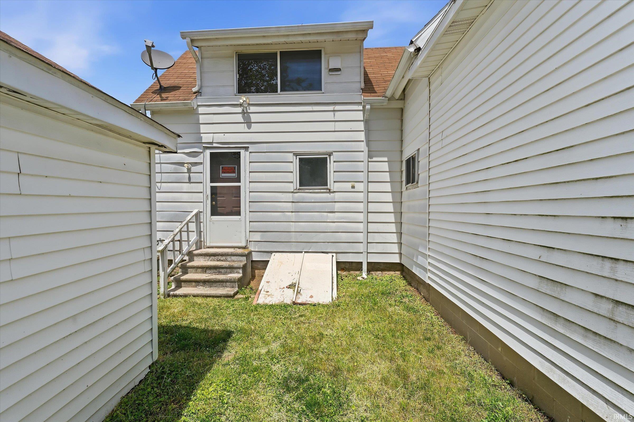 906 River Avenue Goshen IN 46528