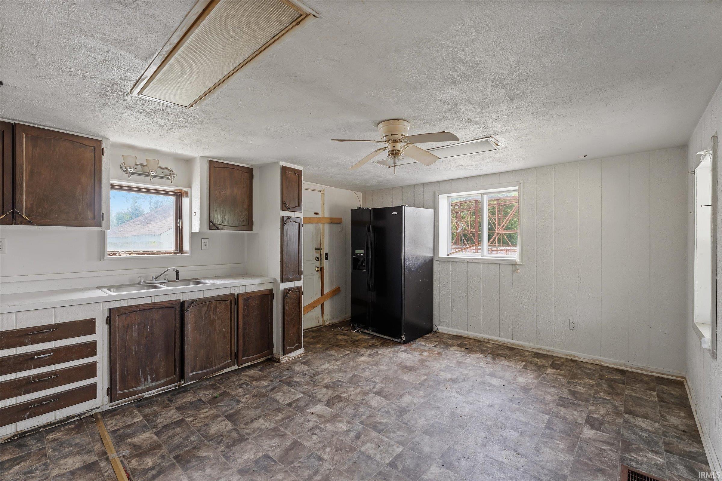 906 River Avenue Goshen IN 46528