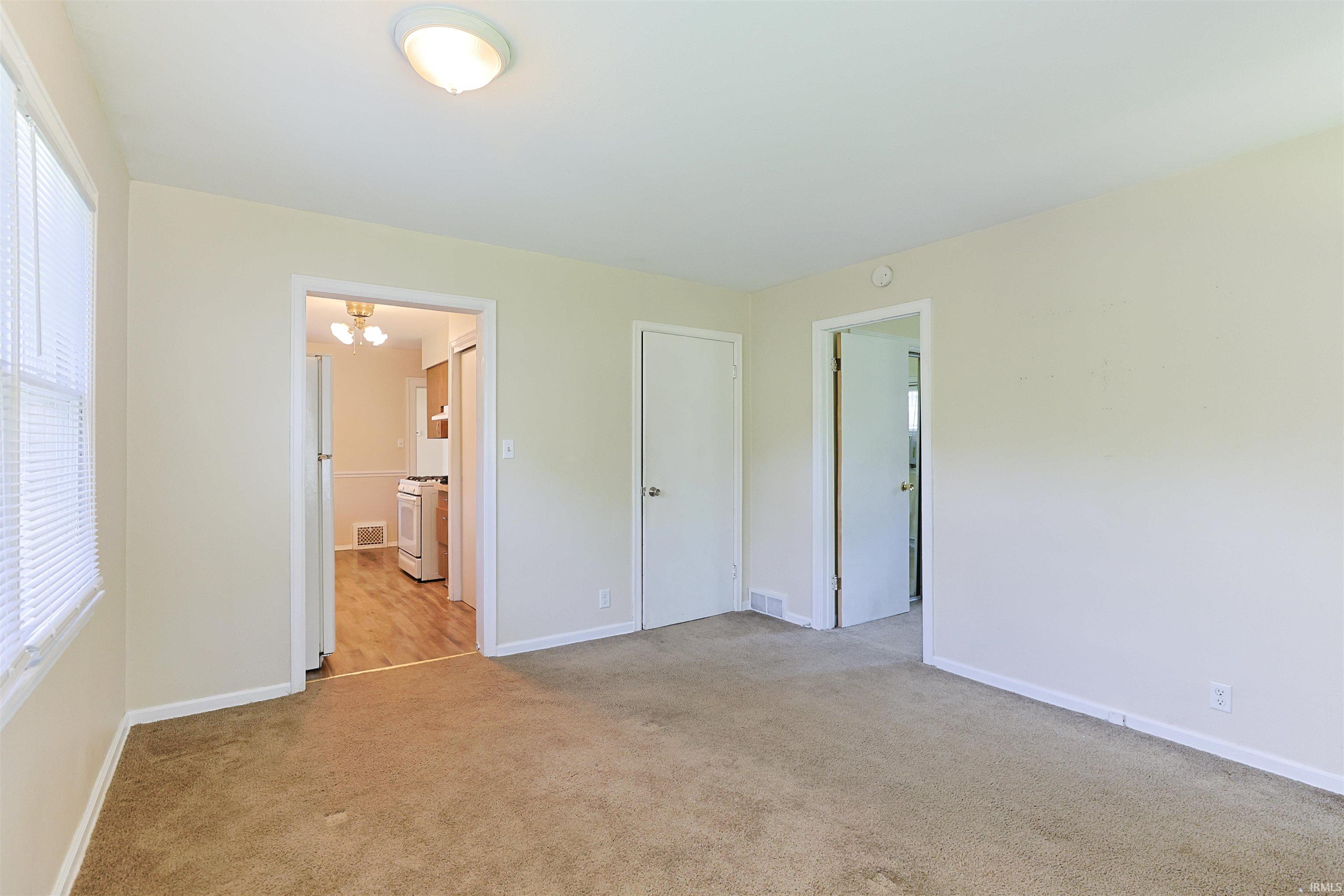2157 Berkley Place South Bend IN 46616