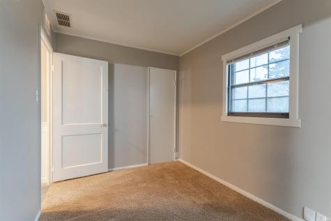 1250 Maple Court Street Evansville IN 47714