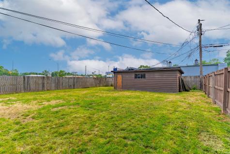 1250 Maple Court Street Evansville IN 47714