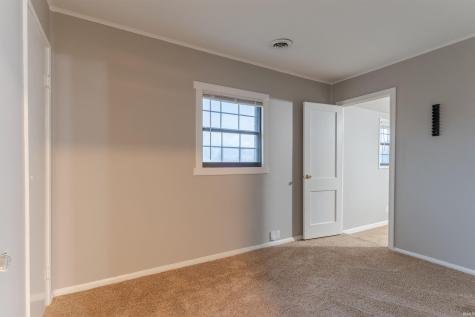 1250 Maple Court Street Evansville IN 47714