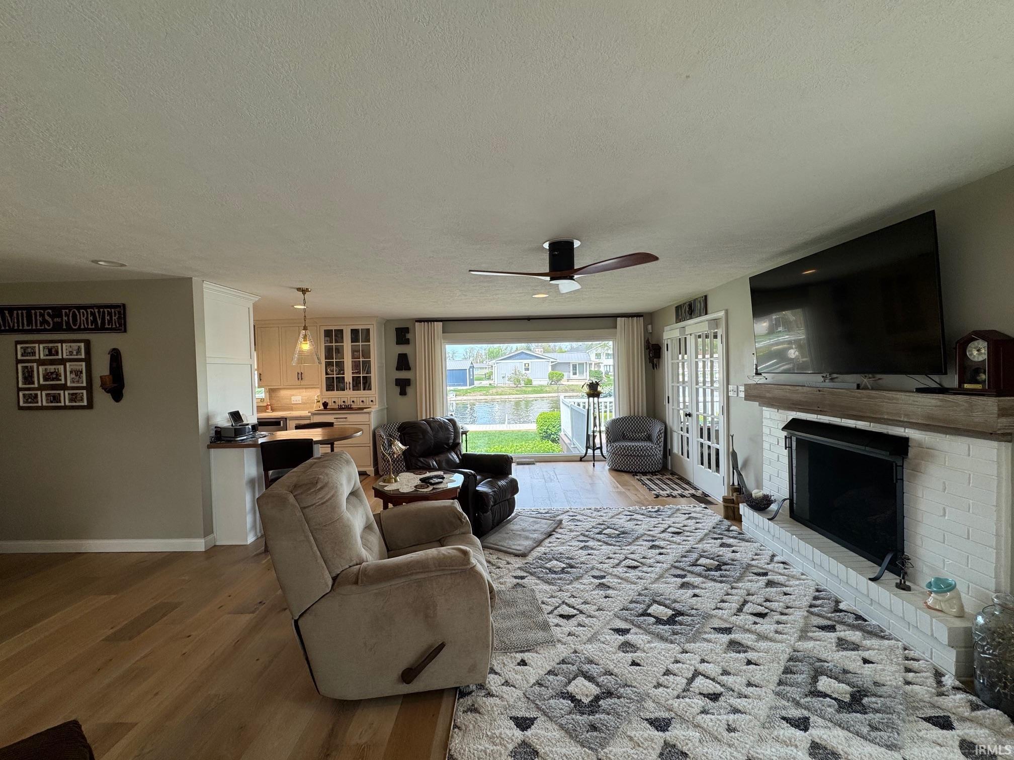 2516 Park Place Rochester IN 46975