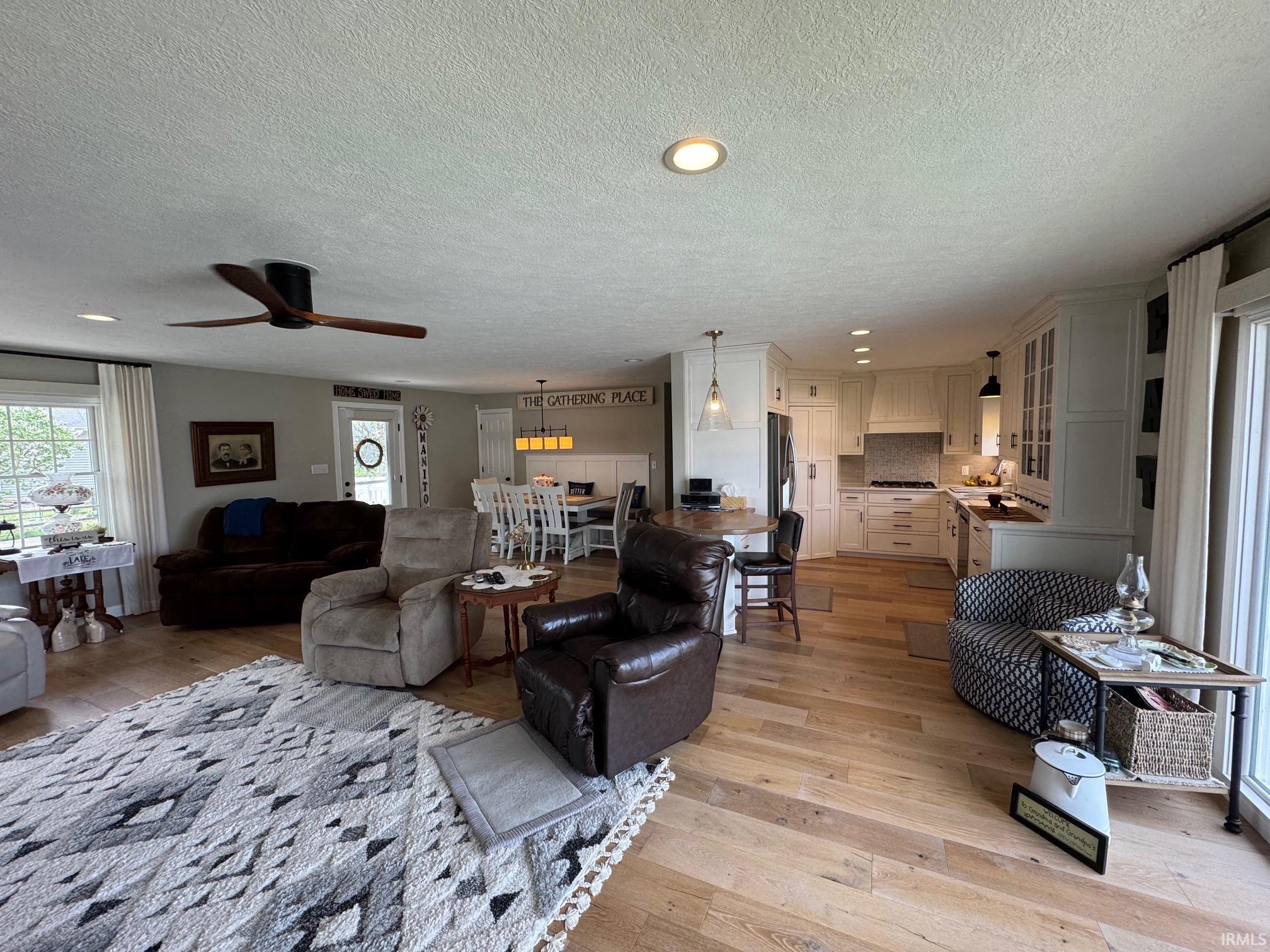 2516 Park Place Rochester IN 46975