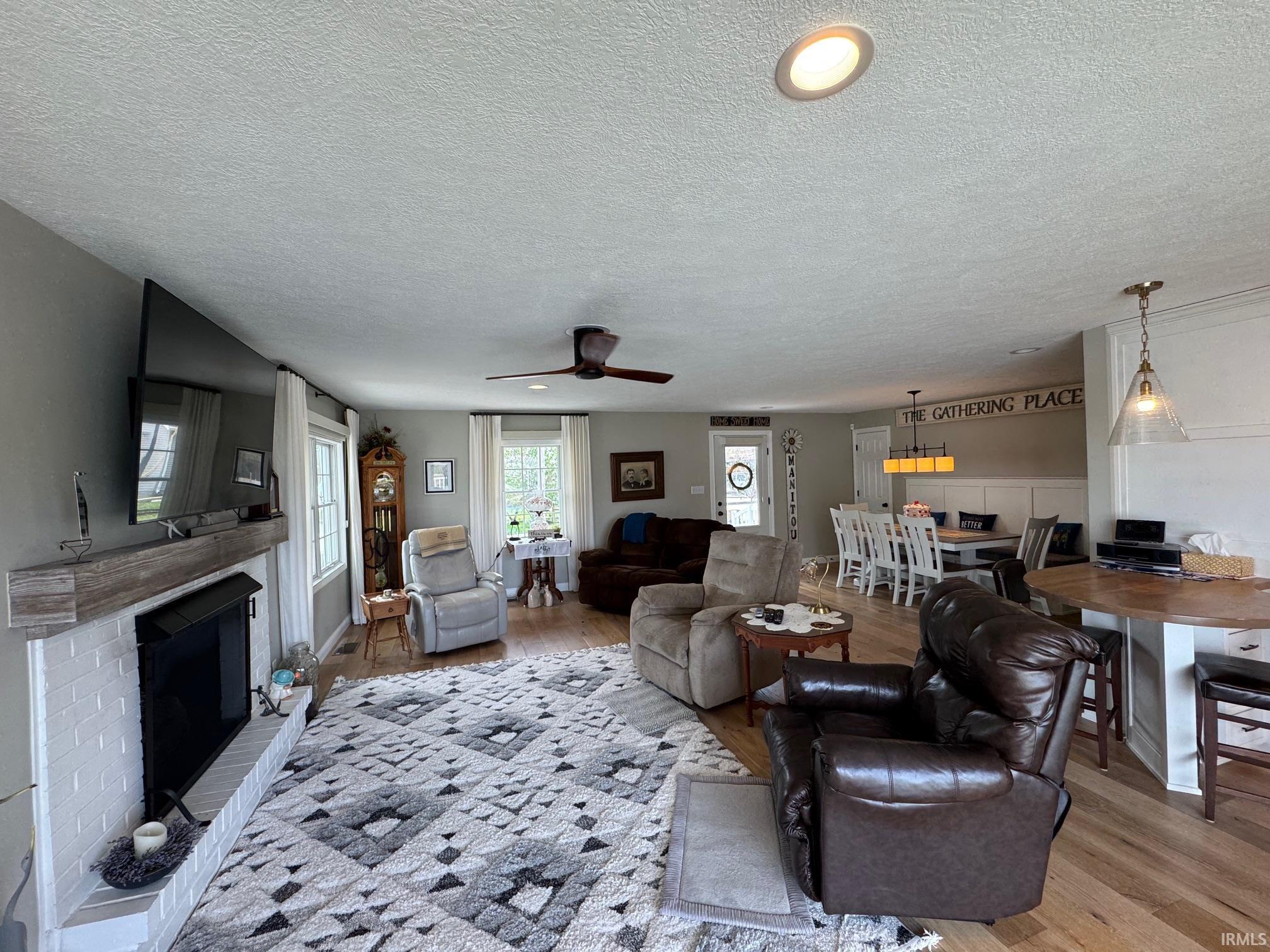 2516 Park Place Rochester IN 46975