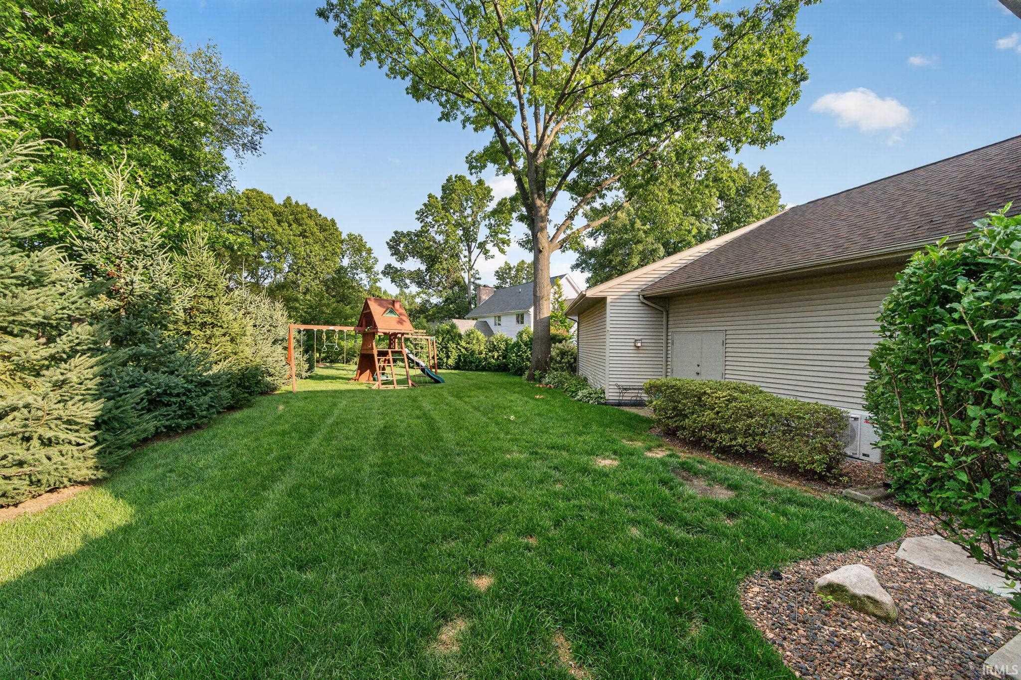 52752 Willow Bend Drive Granger IN 46530