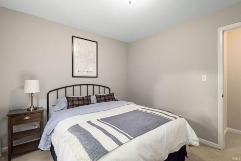 4342 Field Gate Drive South Bend IN 46628