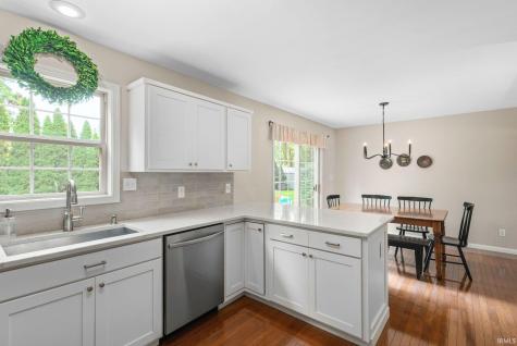 4342 Field Gate Drive South Bend IN 46628