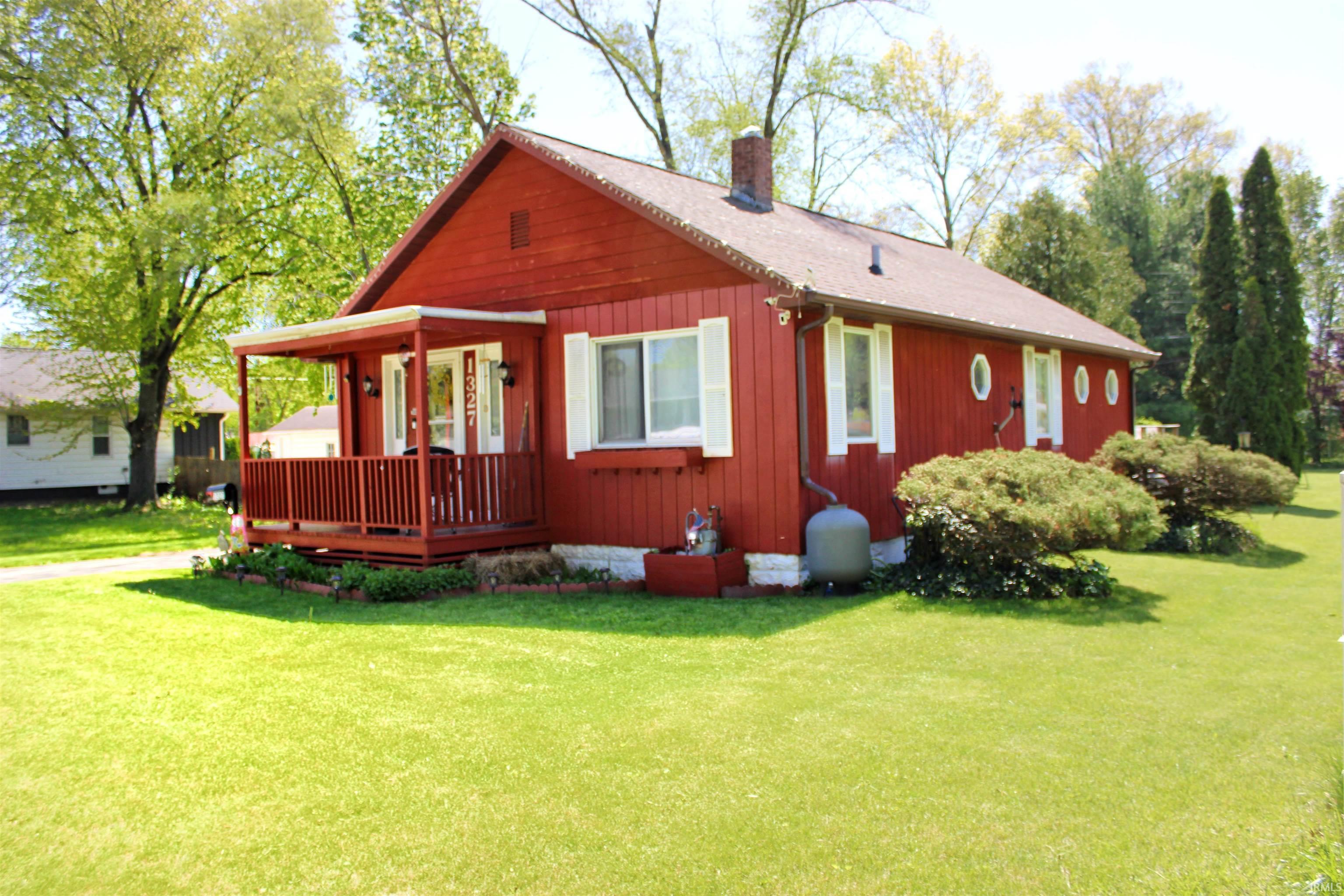 1327 Mcpherson Street Elkhart IN 46514