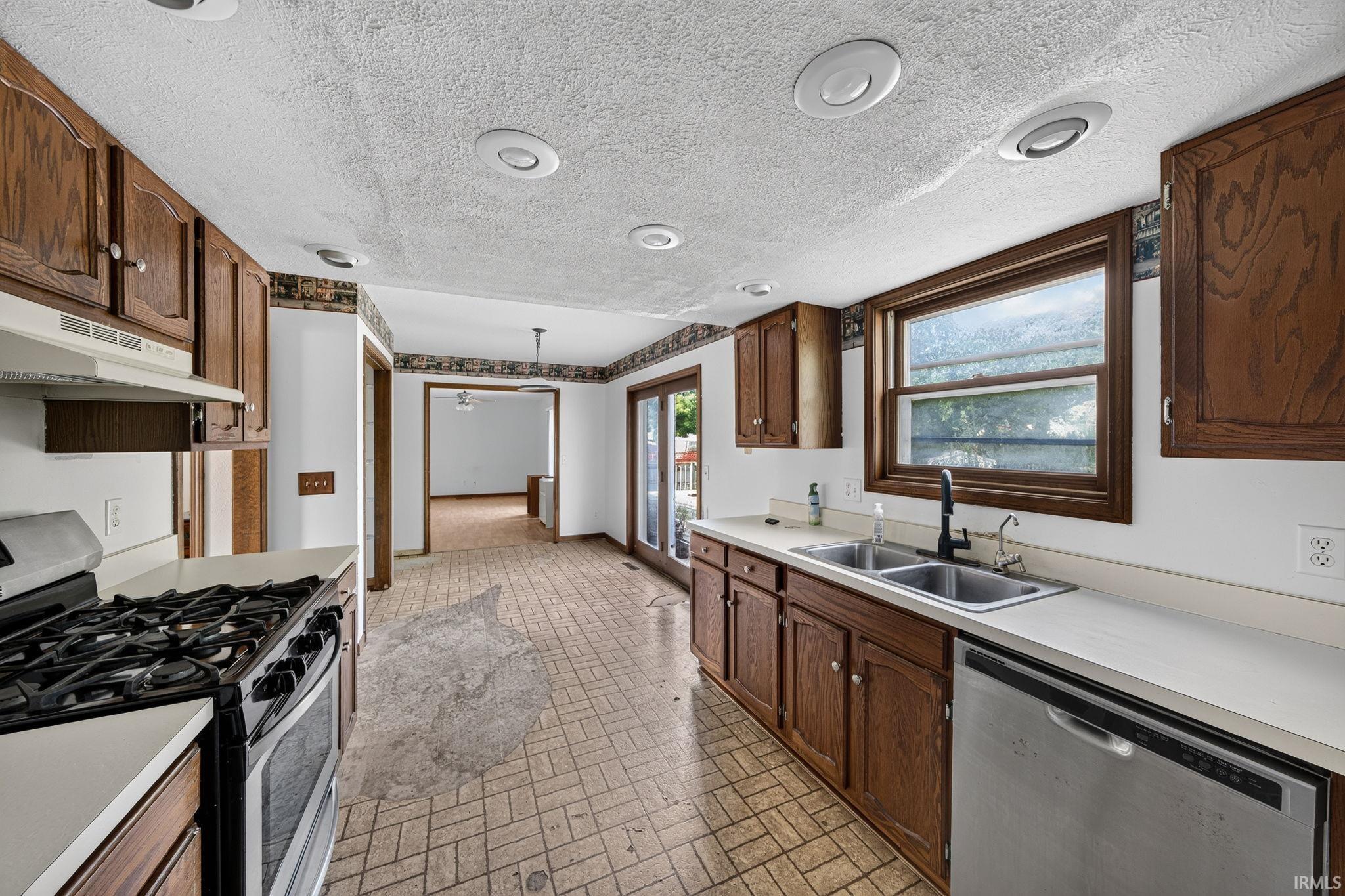 5411 Cotswold Lane South Bend IN 46614