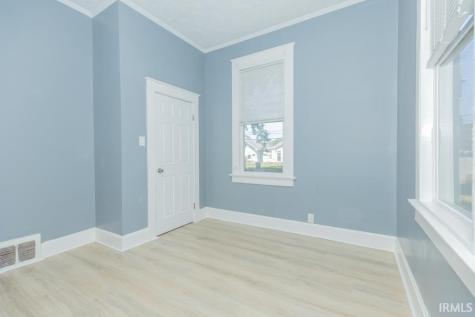 810 E Gum Street Evansville IN 47713